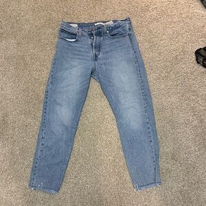 Levi’s wedgie jeans | size 30 | raw hem